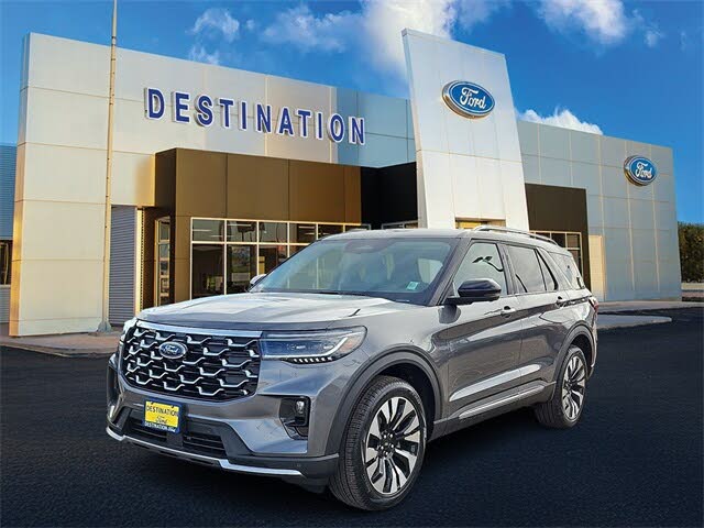 2026 Ford Explorer Platinum AWD