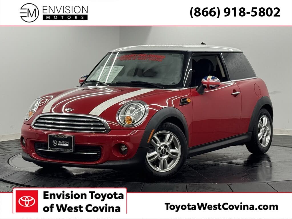 2013 MINI Cooper Hatchback FWD