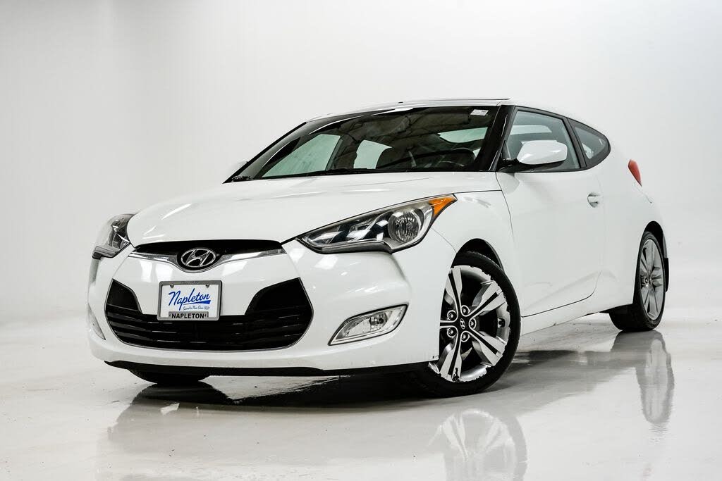 2016 Hyundai Veloster FWD with Yellow Accent Interior