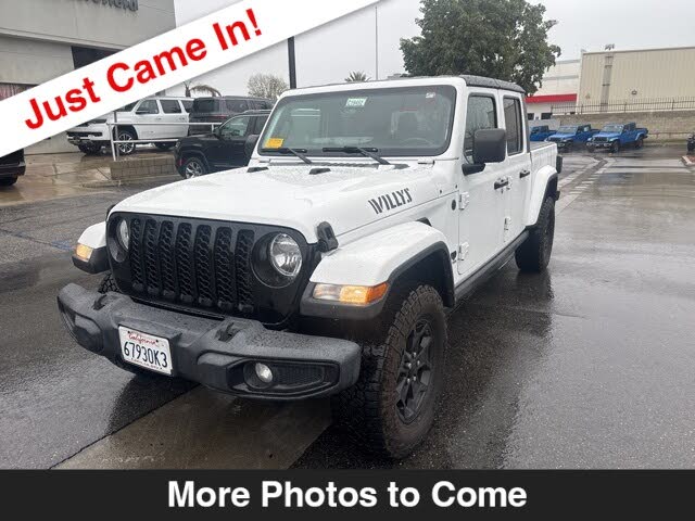 2022 Jeep Gladiator Willys Crew Cab 4WD