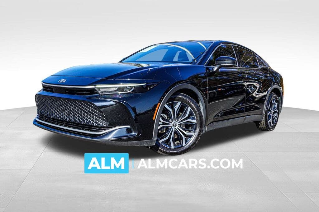 2023 Toyota Crown XLE AWD