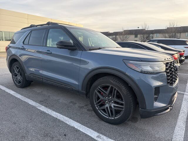 2025 Ford Explorer ST AWD