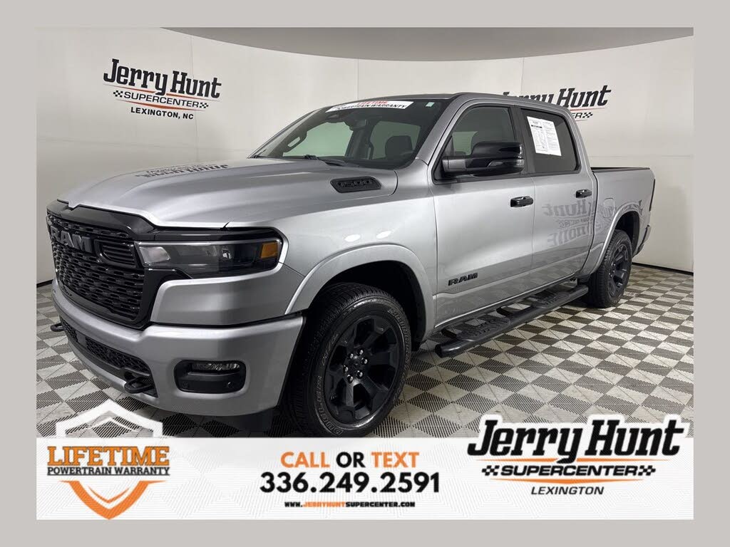 2025 RAM 1500 Big Horn Crew Cab 4WD
