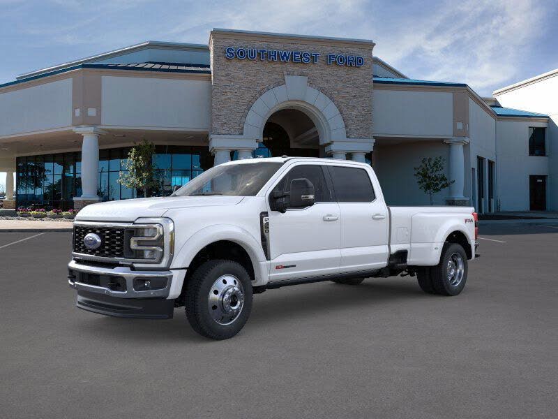 2026 Ford F-450 Super Duty Lariat Crew Cab LB DRW 4WD