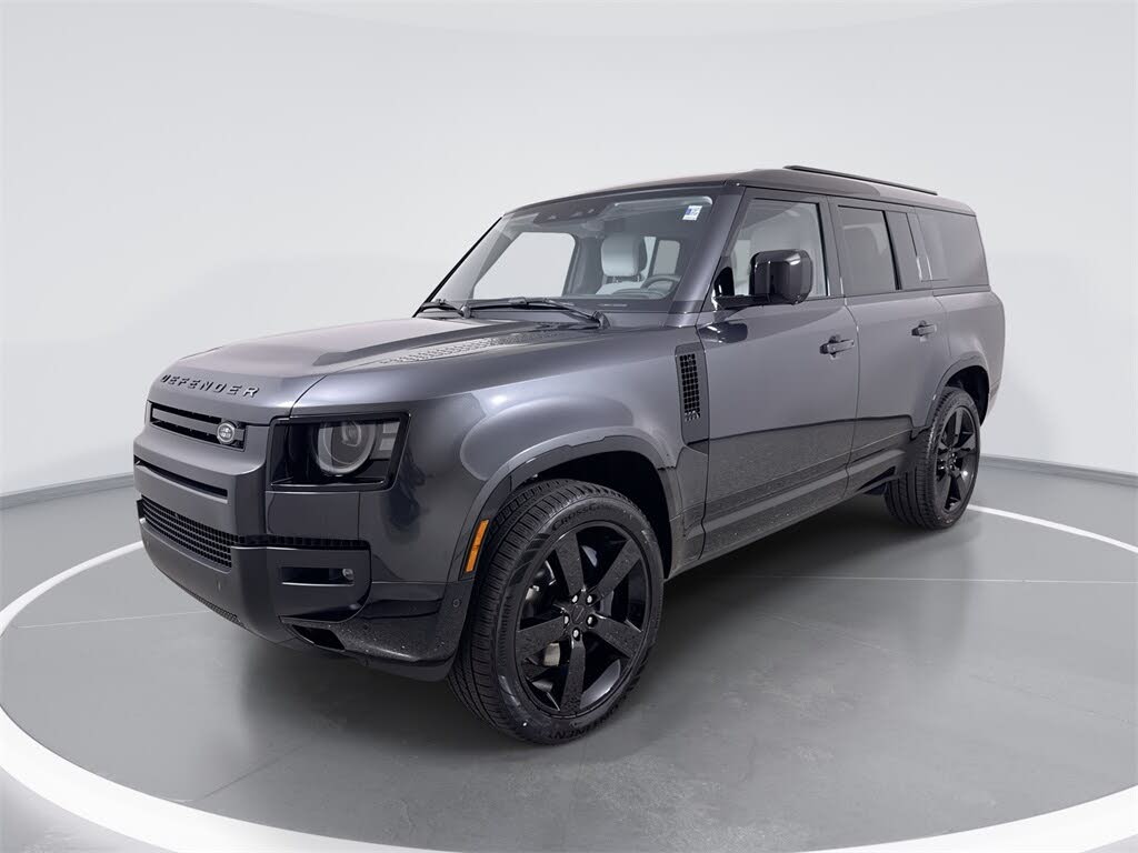 2026 Land Rover Defender 130 P400 X-Dynamic SE AWD