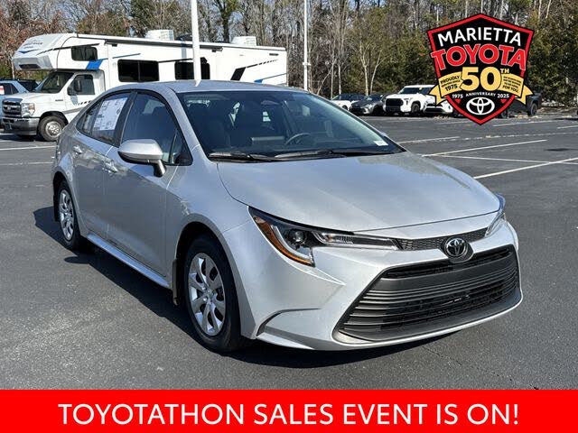 2026 Toyota Corolla LE FWD