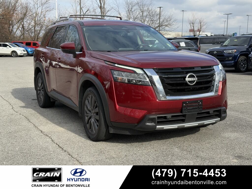 2024 Nissan Pathfinder SL 4WD