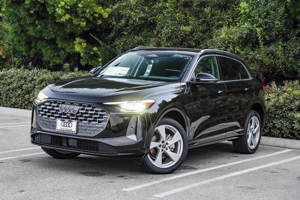 2025 Audi Q5 quattro Premium Plus 40 TFSI