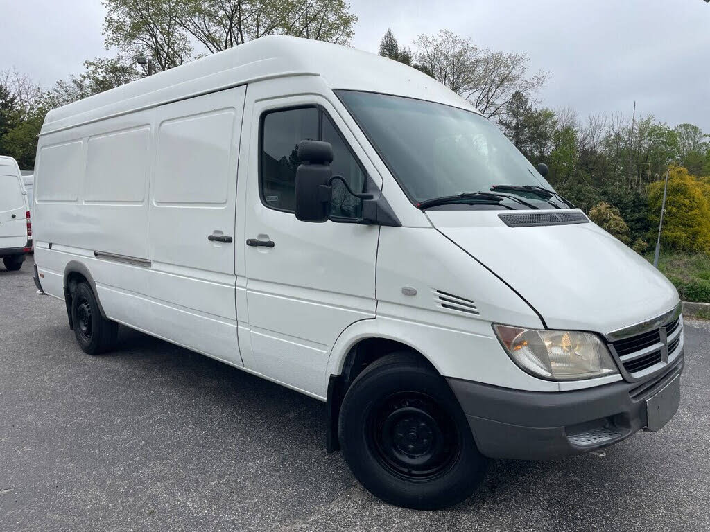 2005 Dodge Sprinter Cargo 2500 High Roof 158 WB RWD