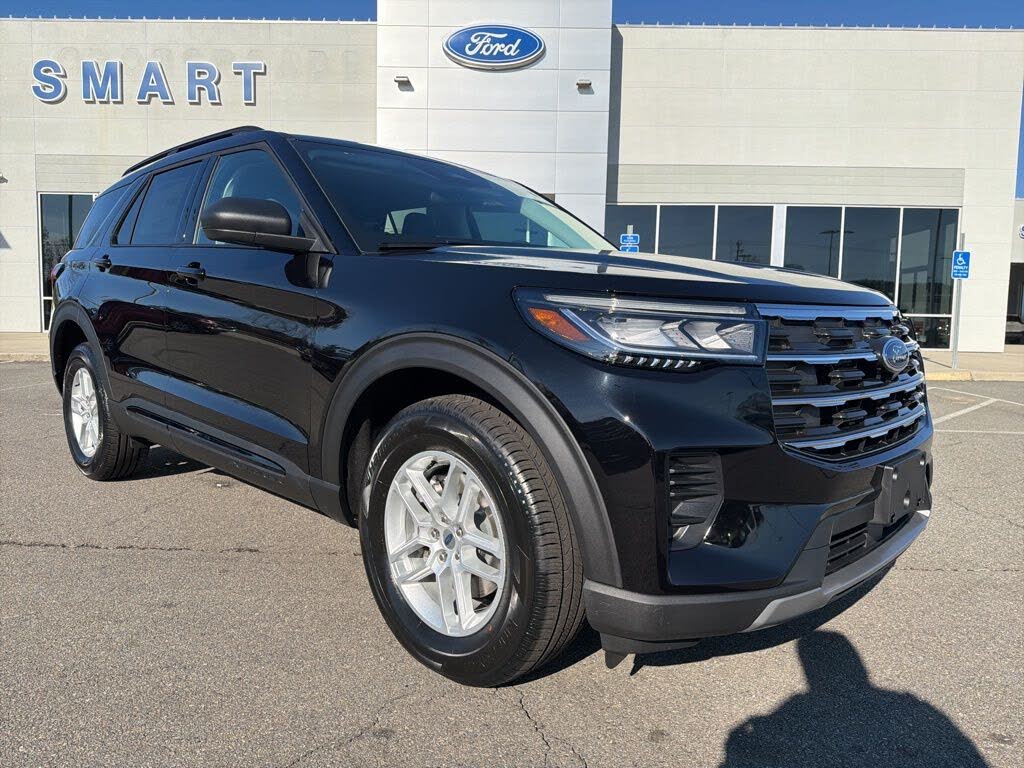 2026 Ford Explorer Active AWD