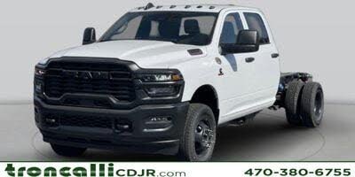 2026 RAM 3500 Chassis Big Horn Crew Cab LB DRW 4WD