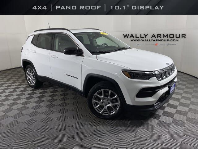 2022 Jeep Compass Latitude Lux 4WD