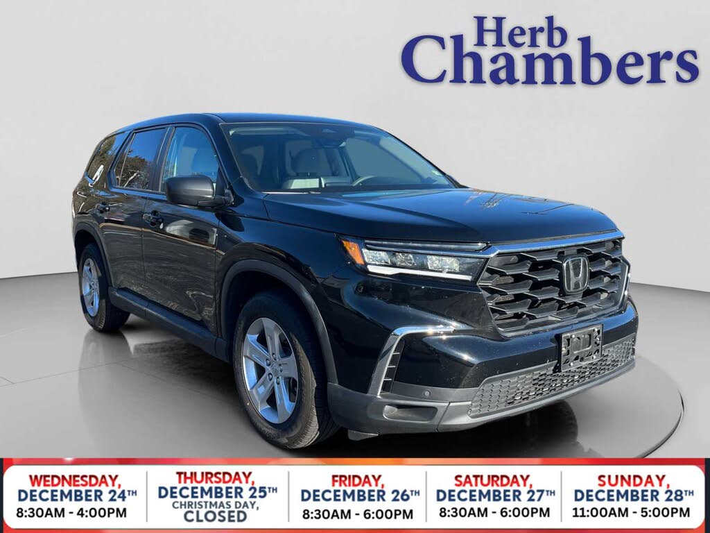 2023 Honda Pilot LX AWD