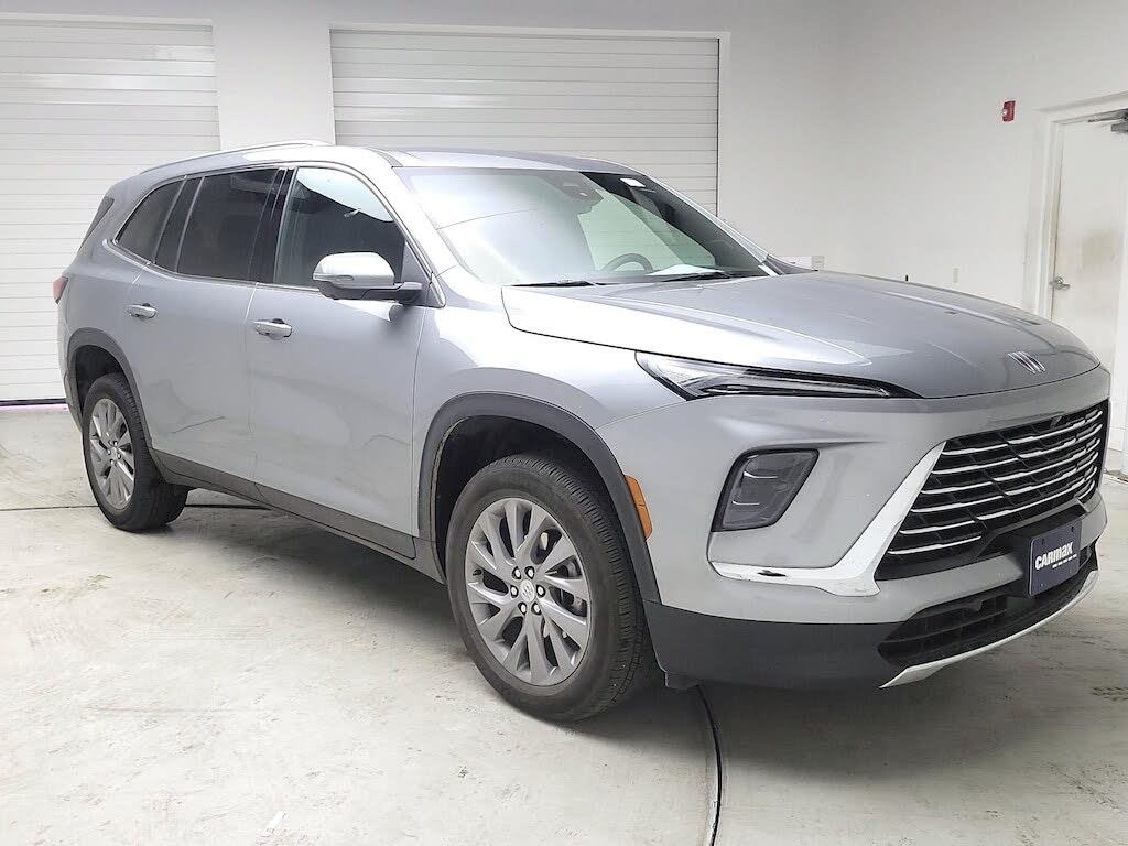 2025 Buick Enclave Preferred FWD