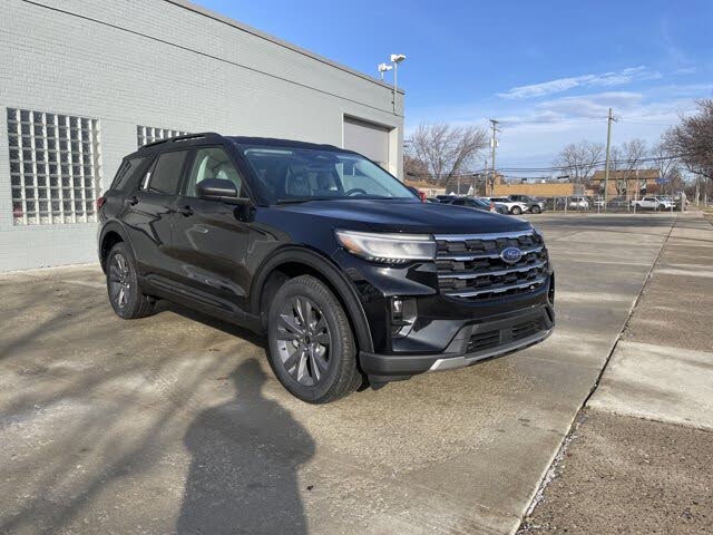2026 Ford Explorer Active AWD
