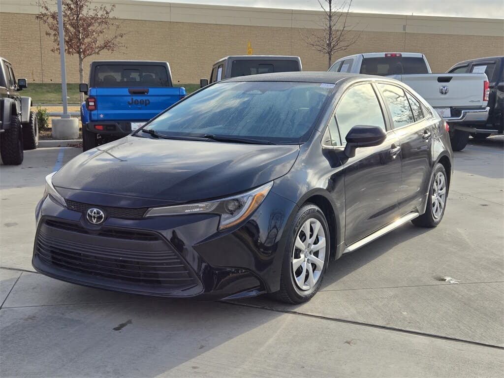 2024 Toyota Corolla LE FWD