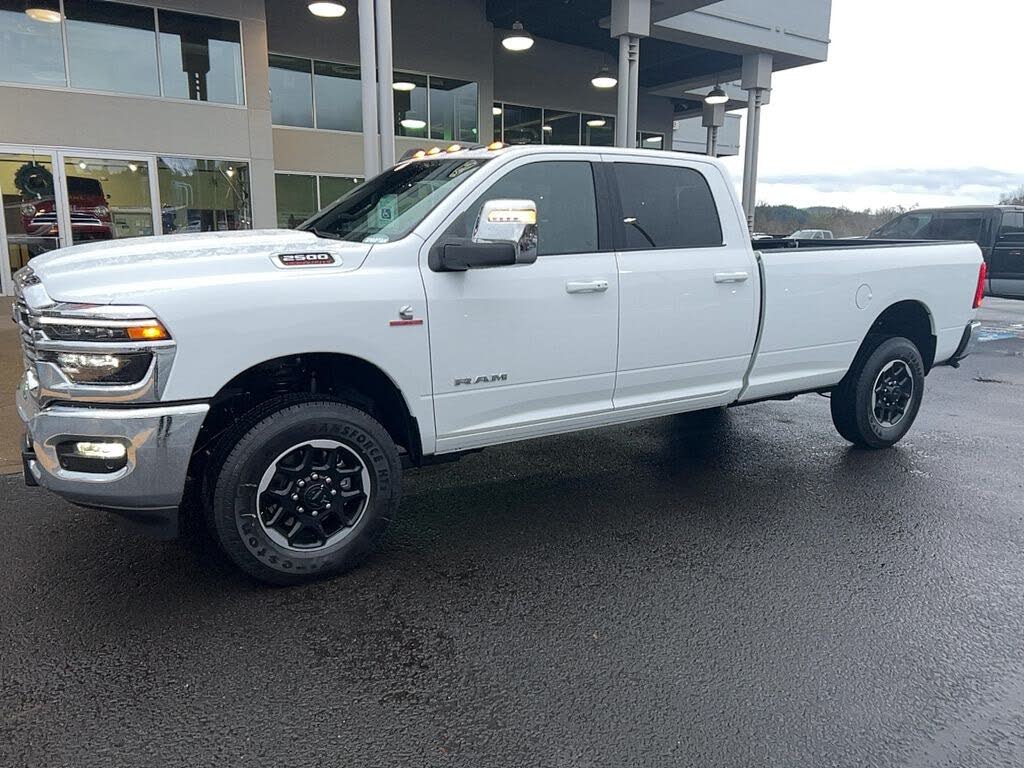 2026 RAM 2500 Laramie Crew Cab LB 4WD
