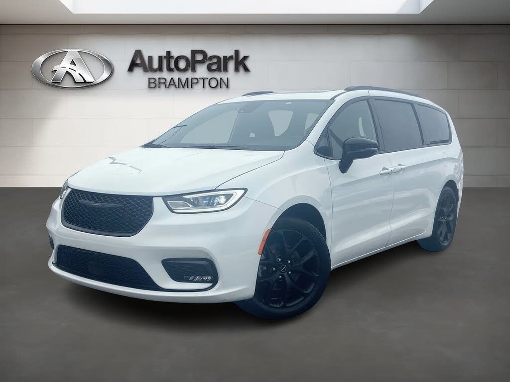 Chrysler Pacifica Touring L FWD 2024