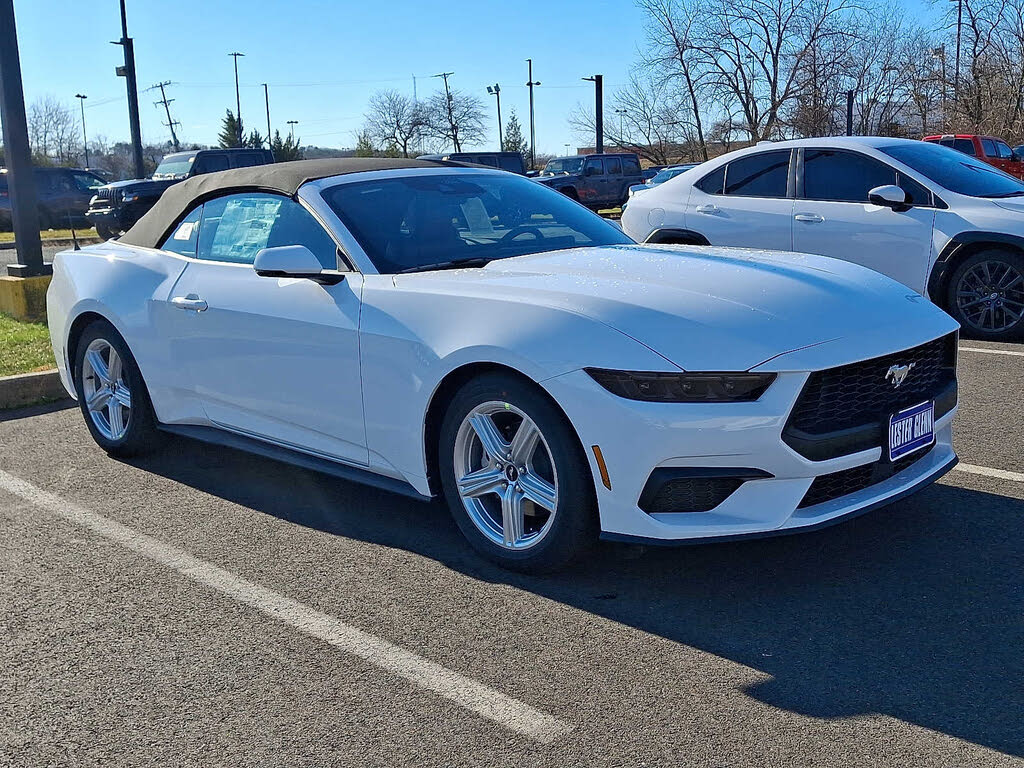 2026 Ford Mustang EcoBoost Convertible RWD