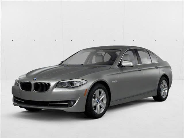 2011 BMW 5 Series 528i Sedan RWD