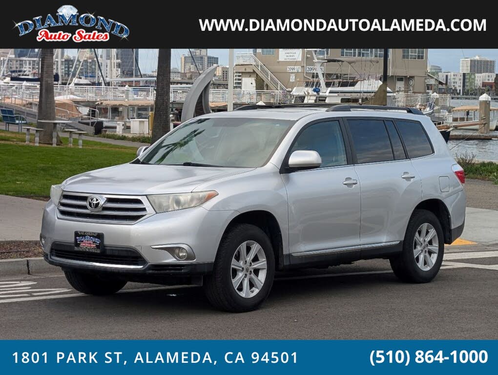 2013 Toyota Highlander Plus FWD