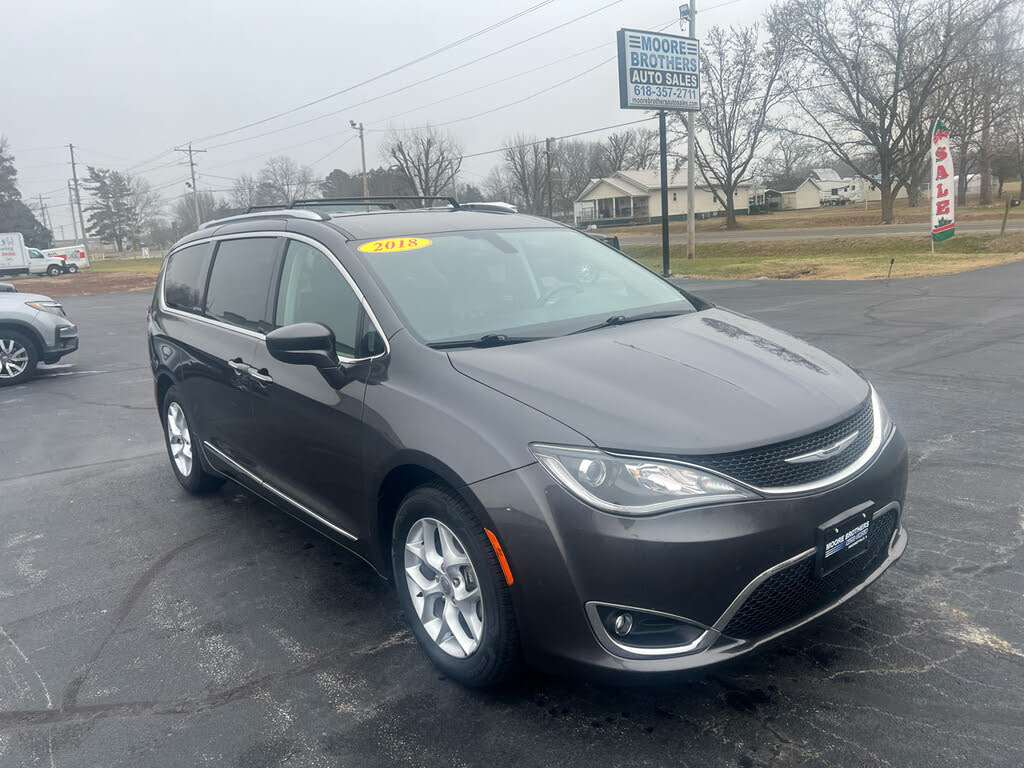 2018 Chrysler Pacifica Touring L FWD
