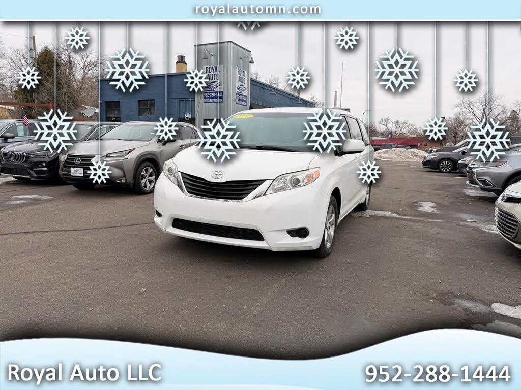 2012 Toyota Sienna LE 8-Passenger V6
