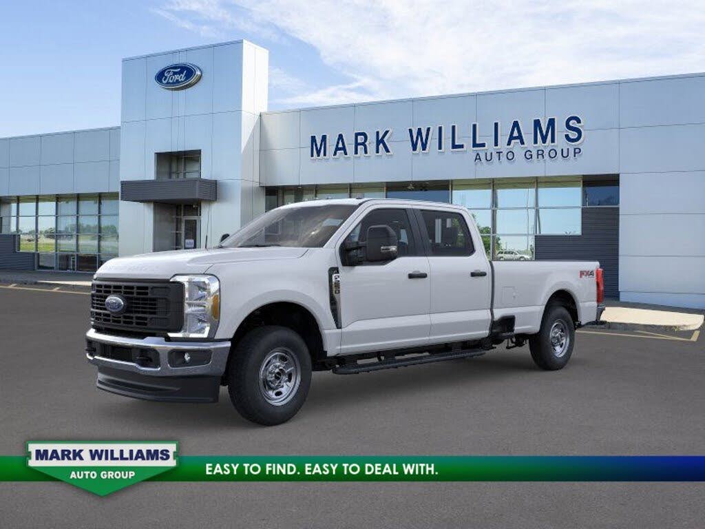 2026 Ford F-250 Super Duty XL Crew Cab 4WD