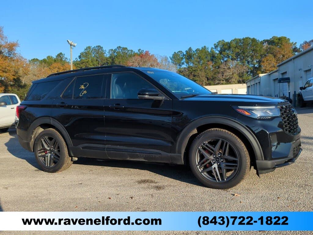 2025 Ford Explorer ST AWD