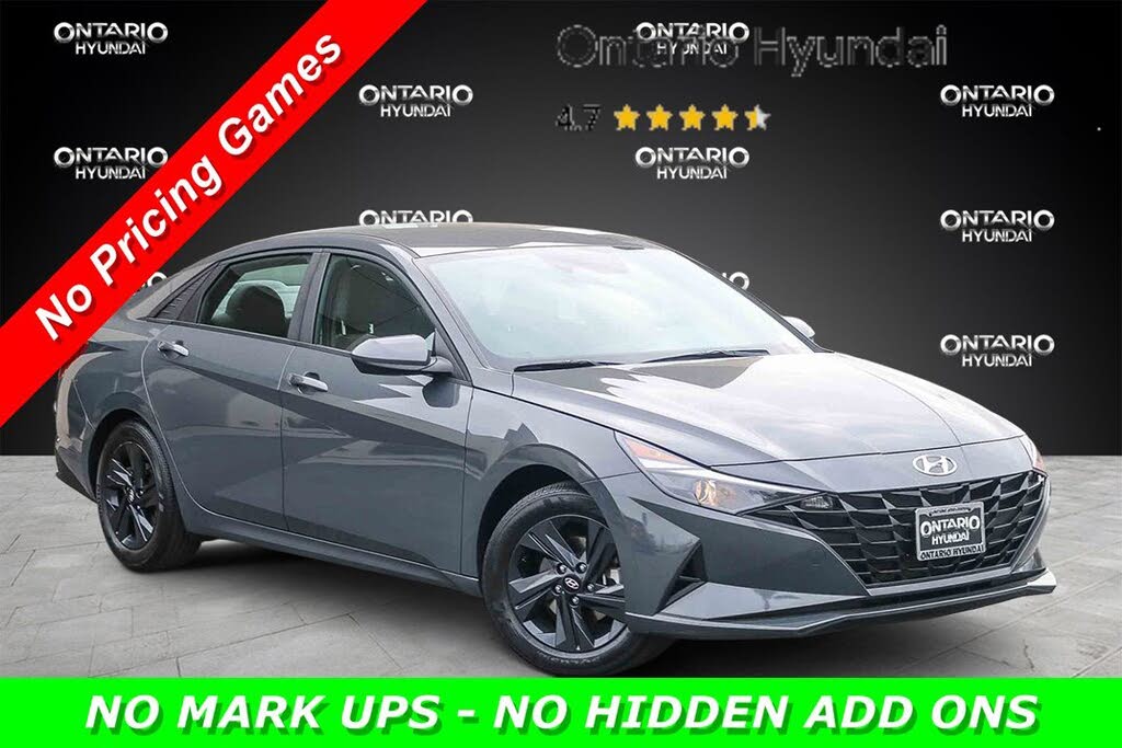 2023 Hyundai Elantra SEL FWD