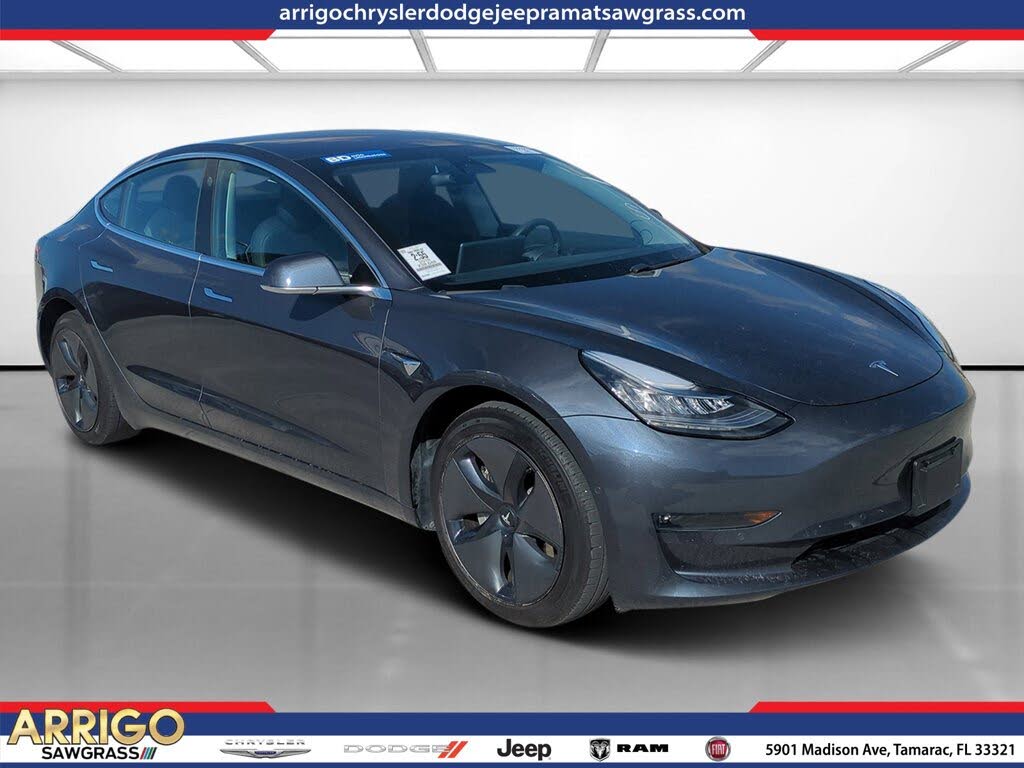 2018 Tesla Model 3 Mid Range RWD