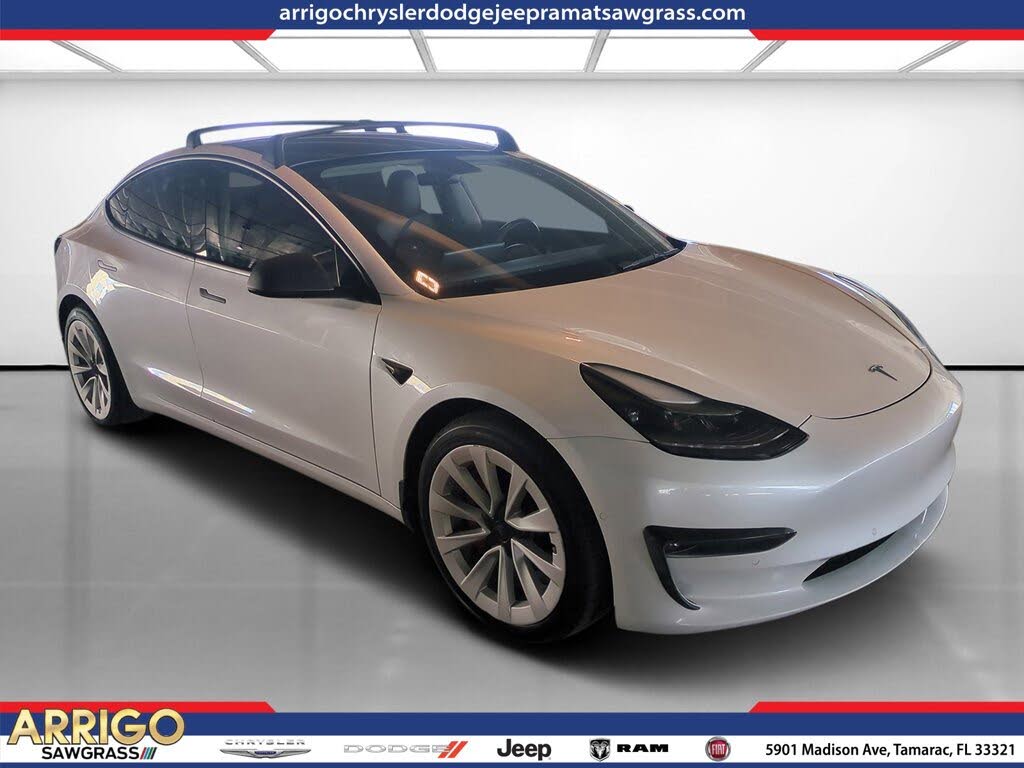2022 Tesla Model 3 Long Range AWD