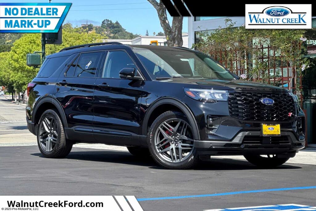 2025 Ford Explorer ST AWD