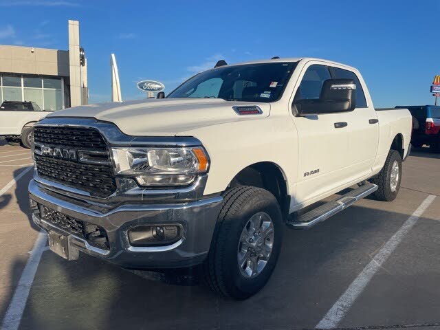 2024 RAM 2500 Big Horn Crew Cab 4WD