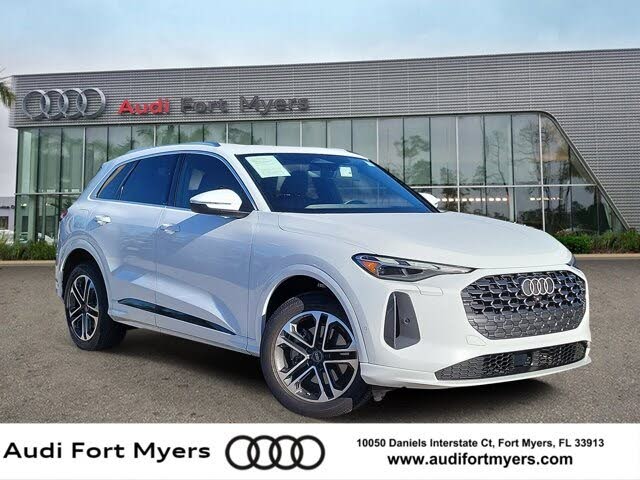 2025 Audi Q5 quattro Premium 40 TFSI