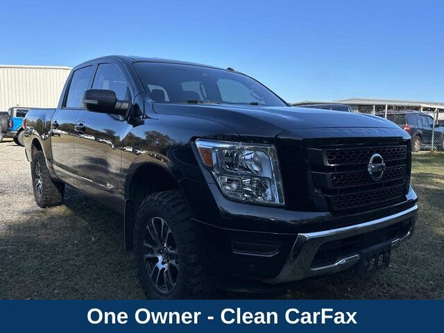 2020 Nissan Titan SV Crew Cab RWD