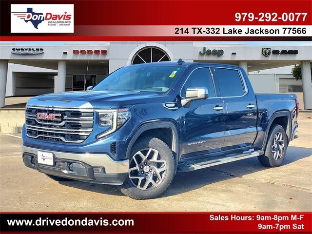 2022 GMC Sierra 1500 SLT Crew Cab 4WD