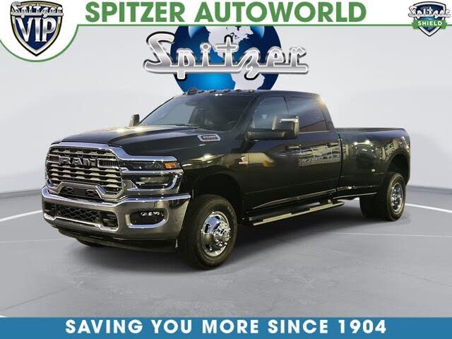 2026 RAM 3500 Tradesman Crew Cab LB DRW 4WD