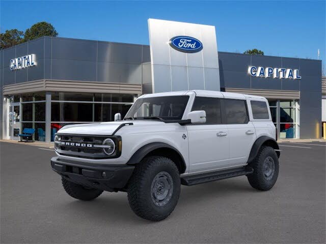 2025 Ford Bronco Outer Banks 4-Door 4WD