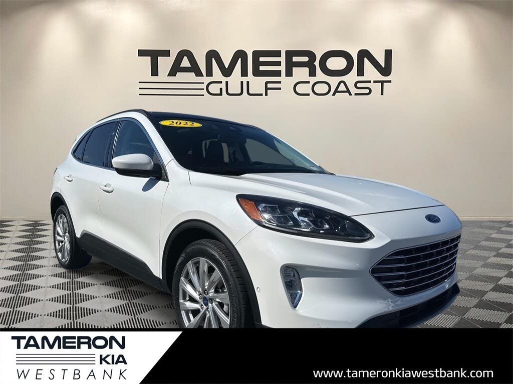 2022 Ford Escape Titanium AWD