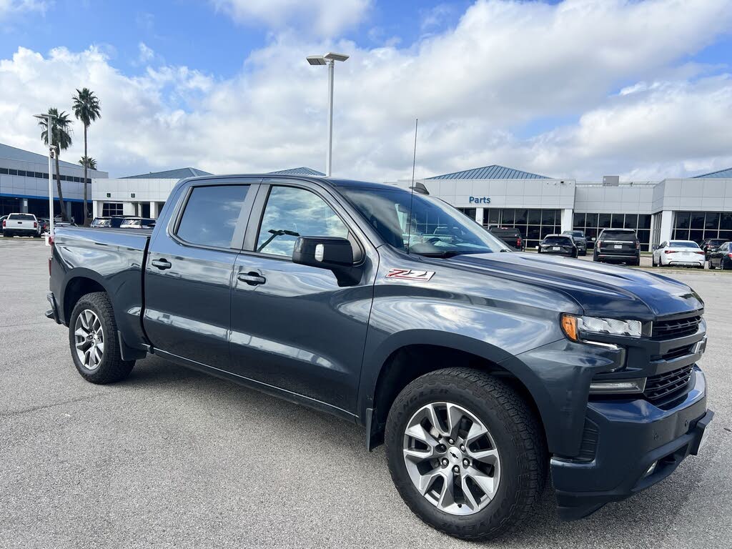 2022 Chevrolet Silverado 1500 RST Crew Cab 4WD