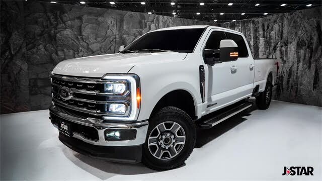 2023 Ford F-250 Super Duty Lariat Crew Cab 4WD