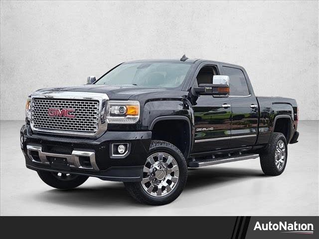 2015 GMC Sierra 2500HD Denali Crew Cab SB 4WD