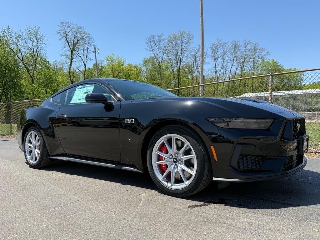 2025 Ford Mustang GT Premium Fastback RWD