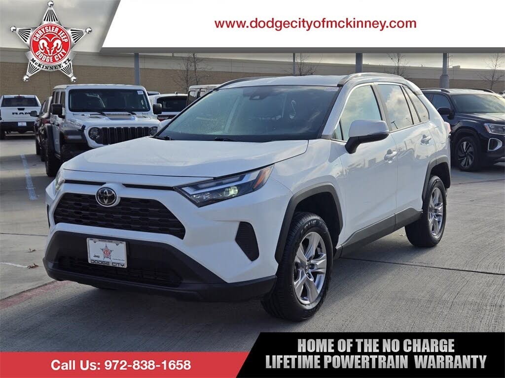 2024 Toyota RAV4 XLE FWD