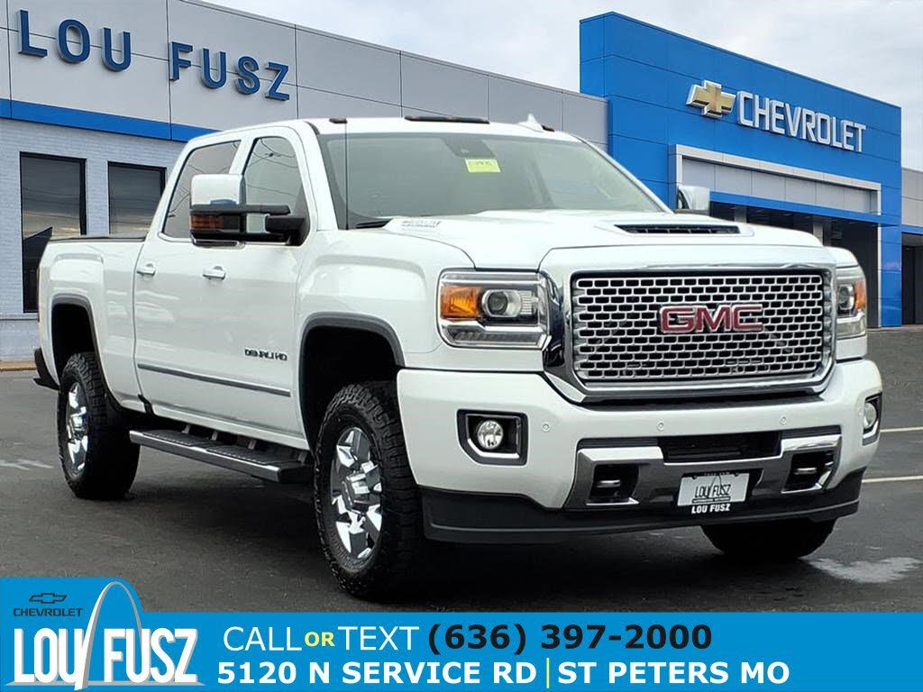 2017 GMC Sierra 3500HD Denali Crew Cab LB DRW 4WD