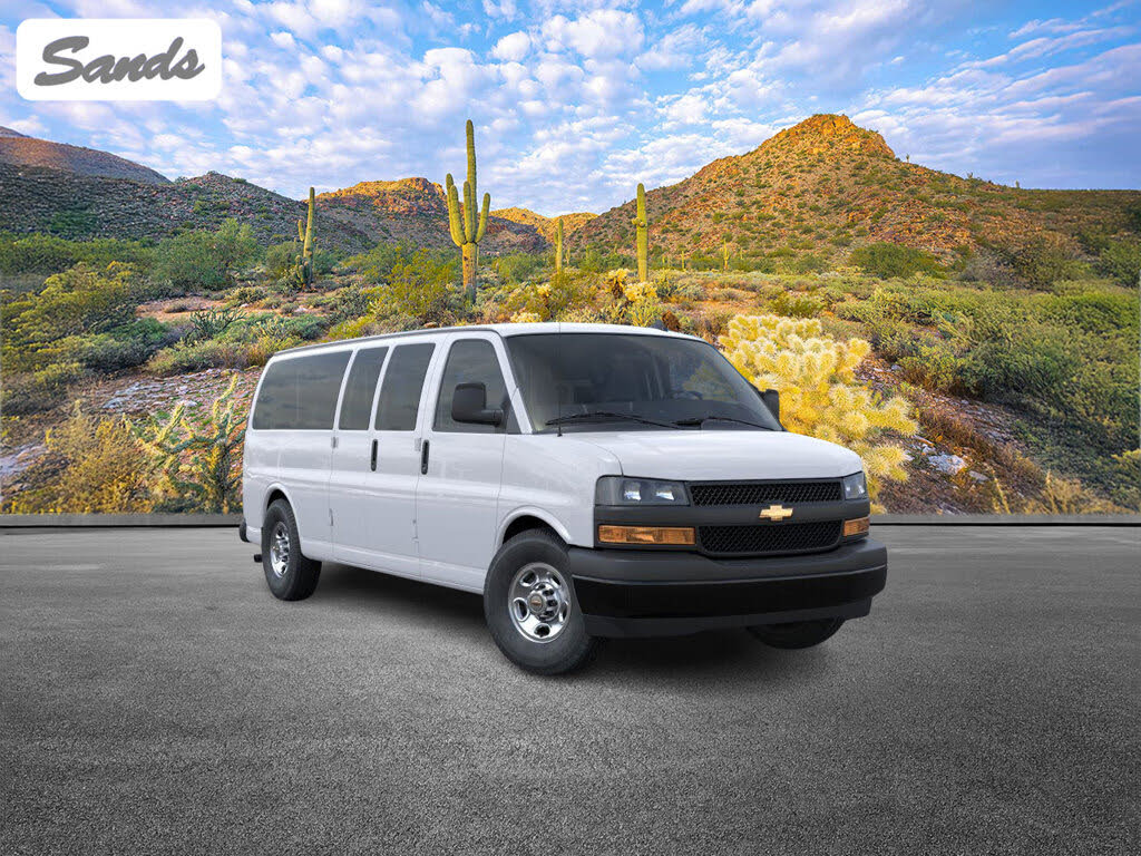 2025 Chevrolet Express 3500 LS Extended RWD