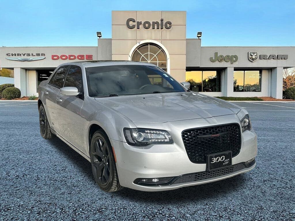 2023 Chrysler 300 S V6 RWD