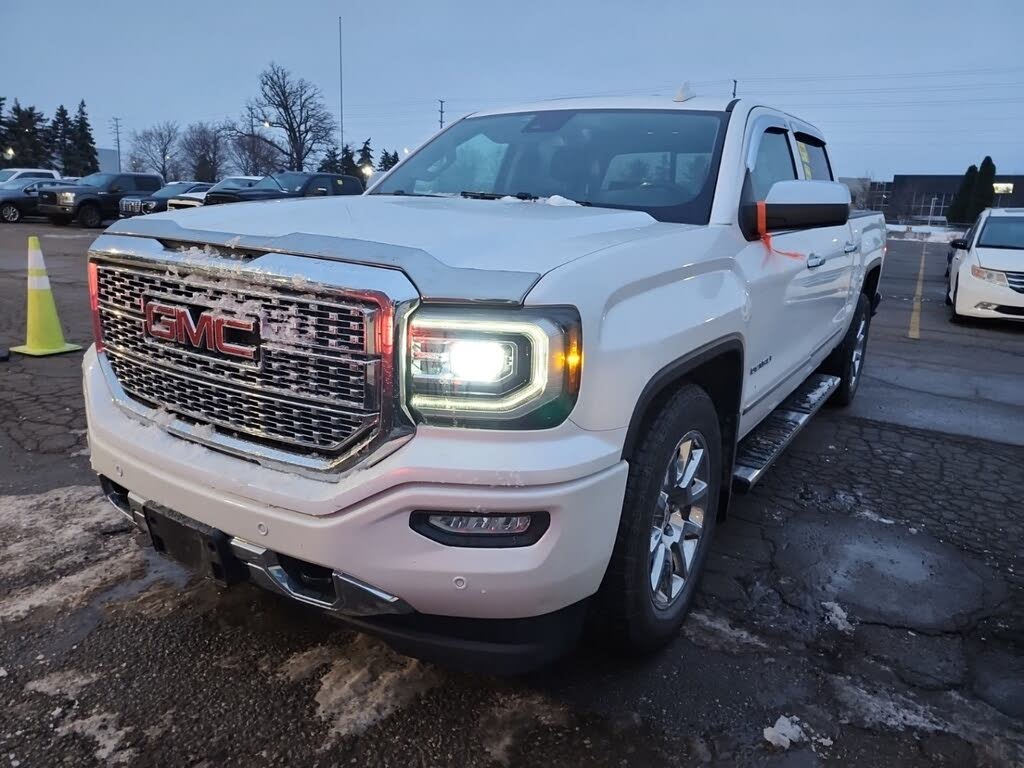 2017 GMC Sierra 1500 Denali Crew Cab 4WD