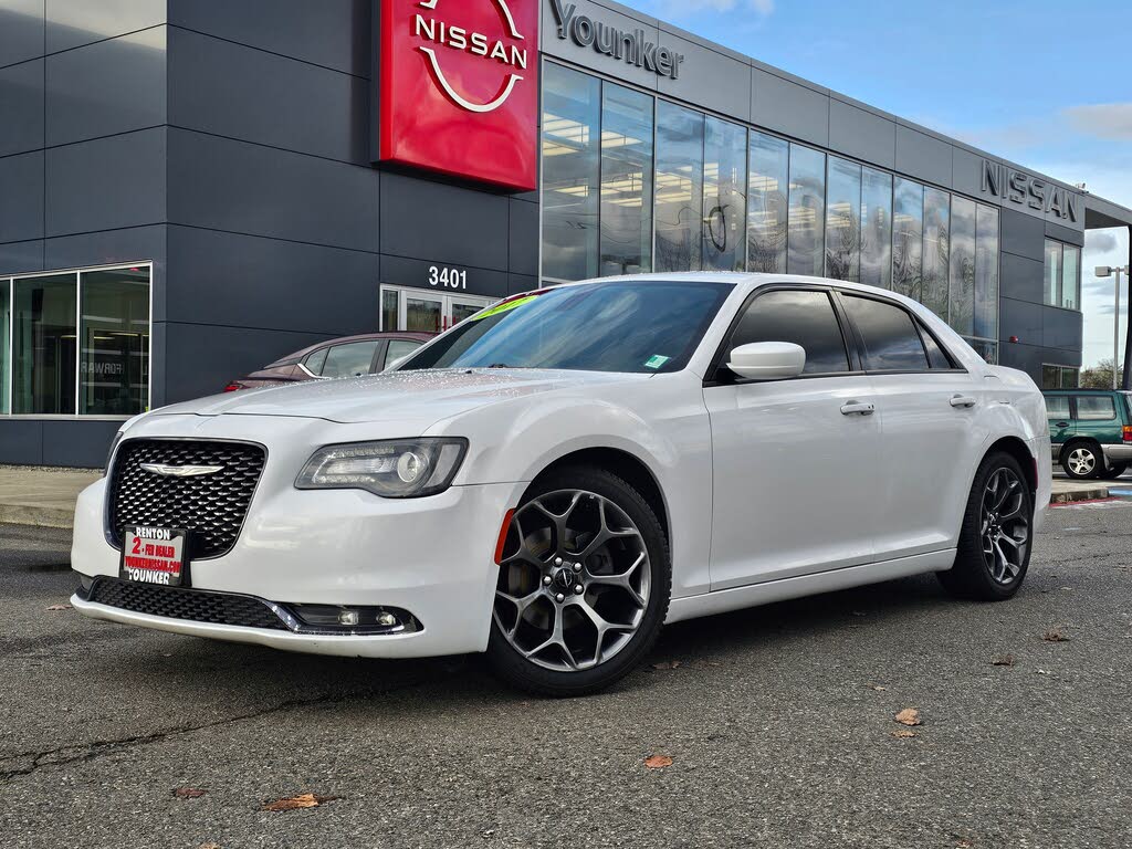 2017 Chrysler 300 S RWD